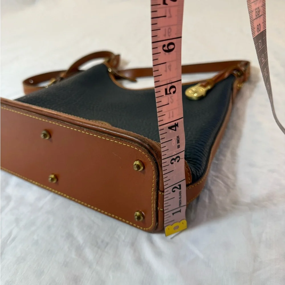 Dooney & Bourke Black and Tan Leather Shoulder Bag - Picture 9 of 9